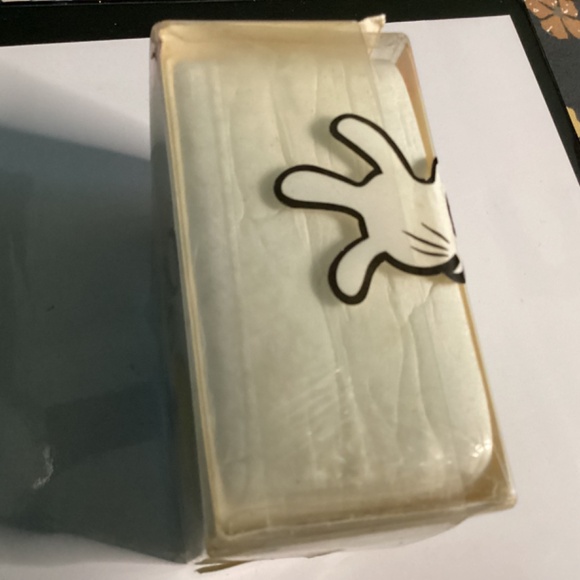 Disney Mickey & Co. Tee Shirts To Go Size: Unknown - Picture 6 of 7